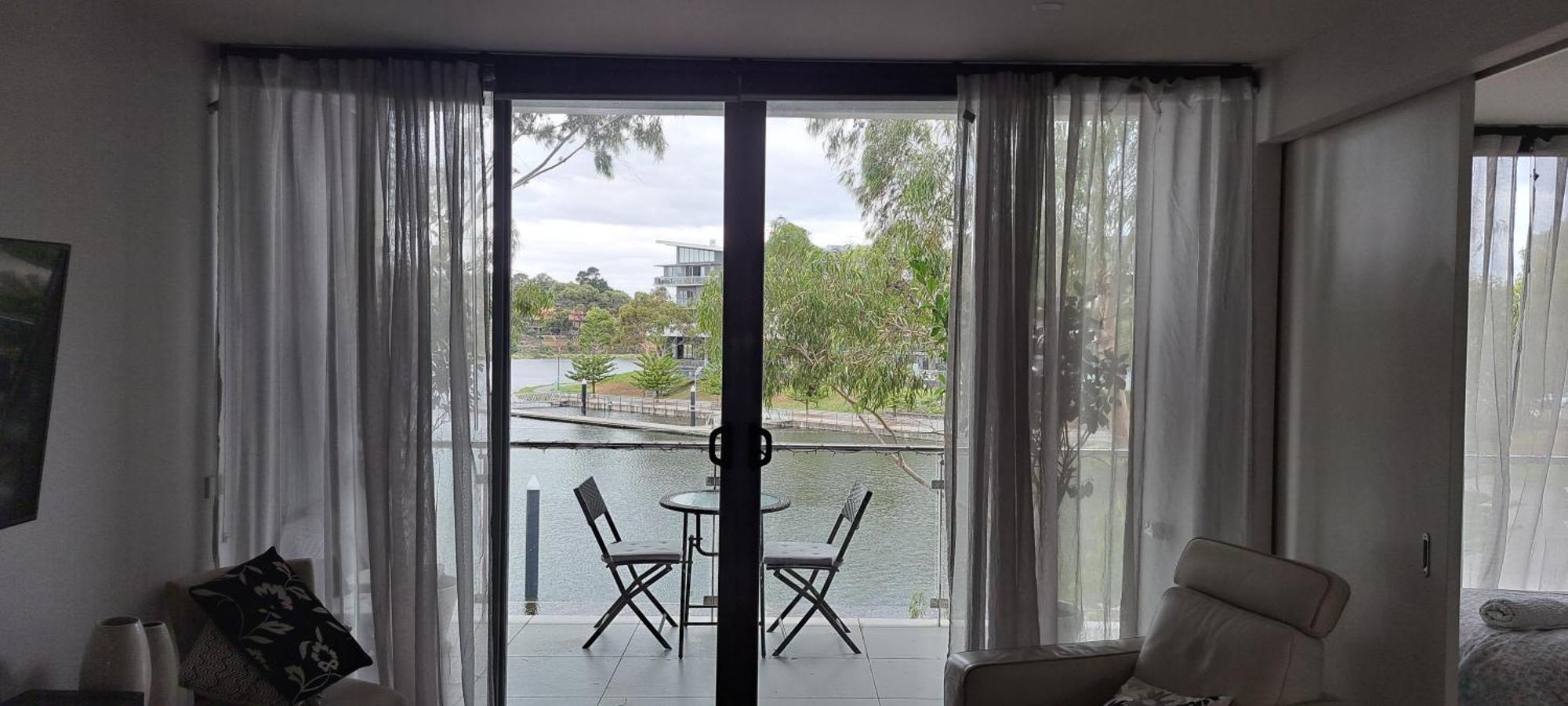 Marina View Apartment On The Maribyrnong River, Melbourne Exterior foto