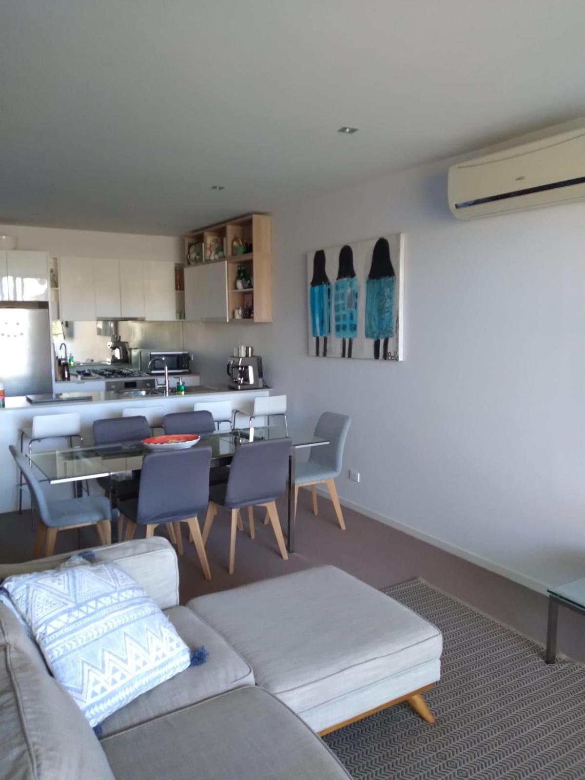 Marina View Apartment On The Maribyrnong River, Melbourne Exterior foto