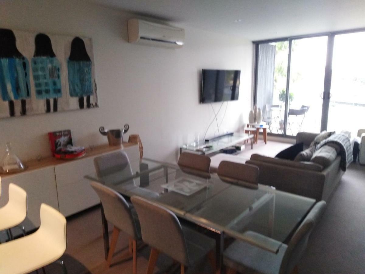 Marina View Apartment On The Maribyrnong River, Melbourne Exterior foto